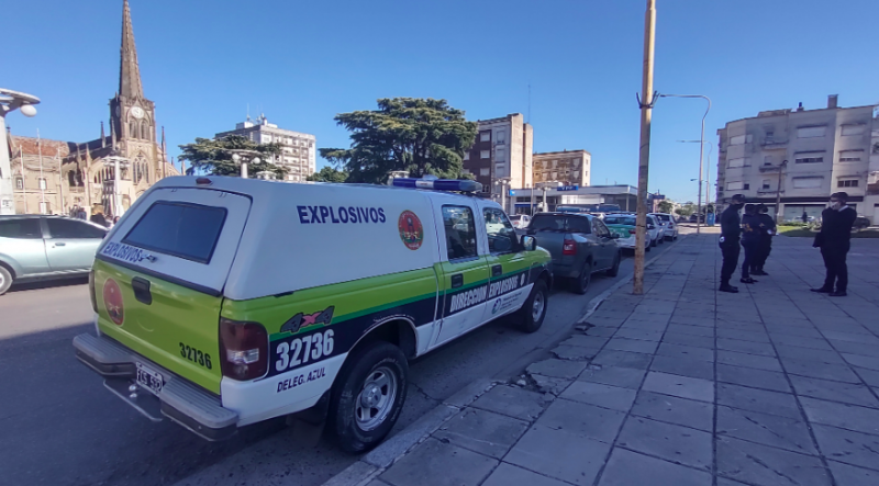 Evacuaron la Municipalidad de Azul por una amenaza de bomba